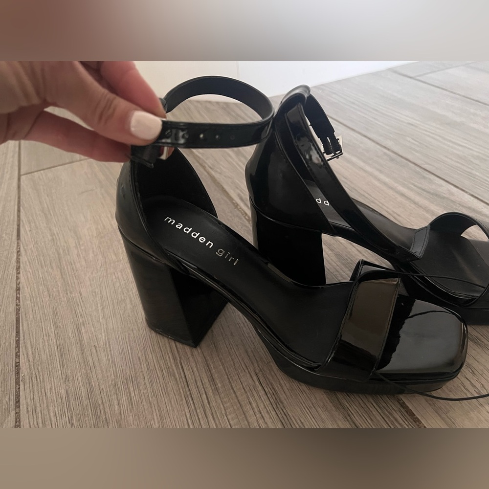 Madden Girl Black Block Heel Pumps